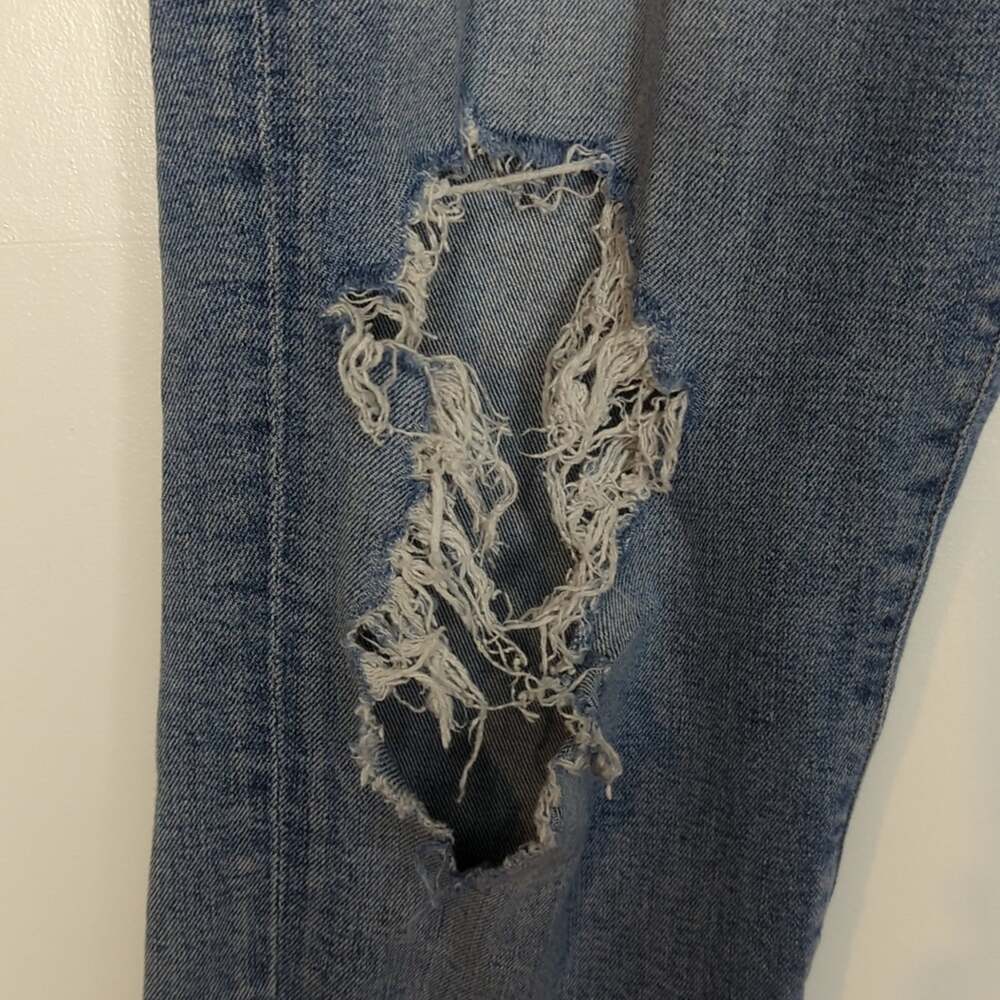 Agolde Distressed High Rise Cropped Jeans - Picture 4 of 12